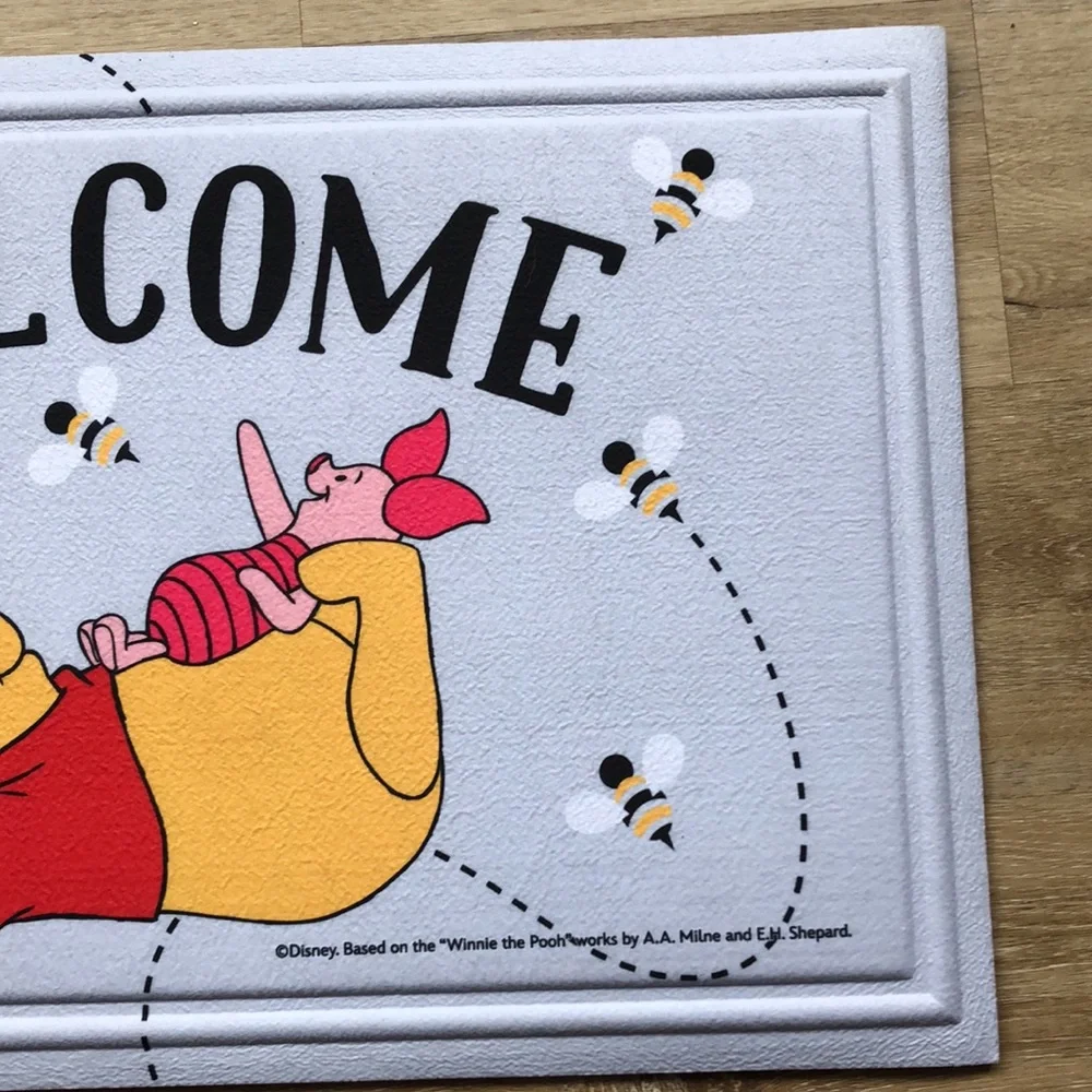 DISNEY WINNIE THE POOH WELCOME MAT NWT